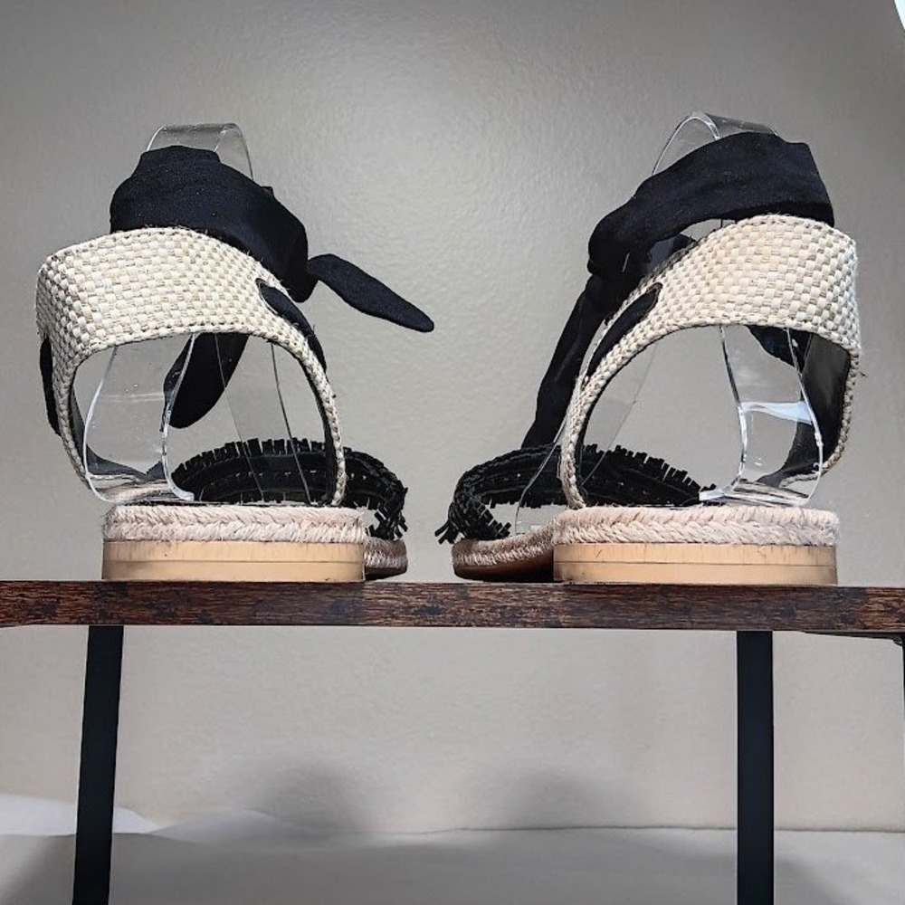 Vince Camuto Kimano Sandals Women 9.5 Black Gold Ankle Tie - Picture 3 of 10